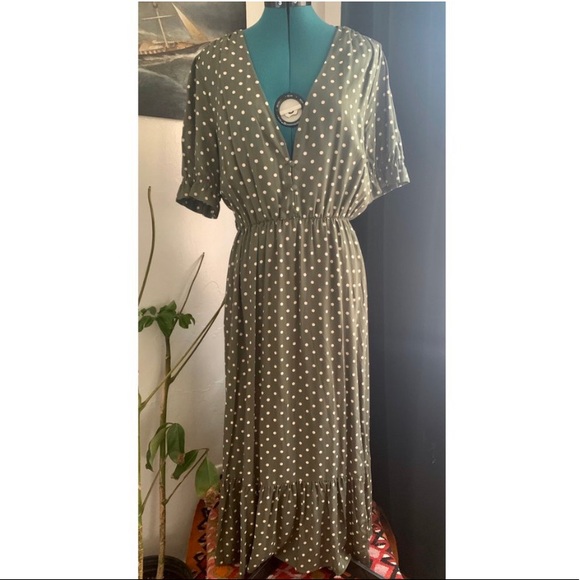zara green and white polka dot dress